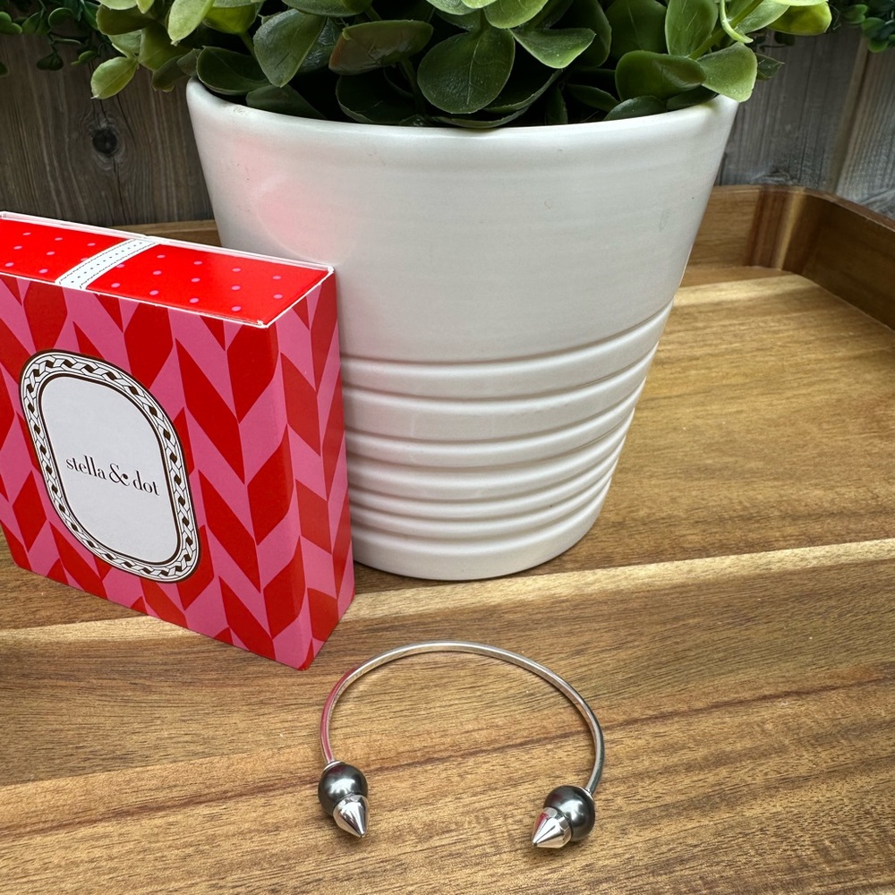 Stella & Dot Pearl Spike Cuff